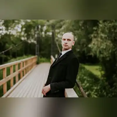 吴德华